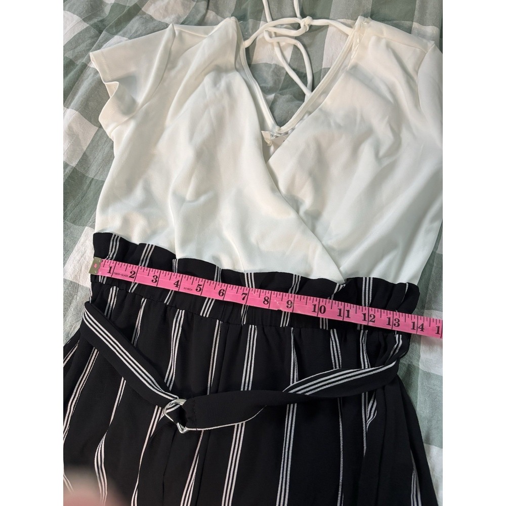 NWT Maurices Paperbag Waist Wide Leg Jumpsuit Womens M Black White Striped - Picture 8 of 10